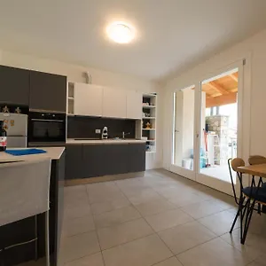 Apartmentsgarda - Garda31 , Garda (Verona) Italy