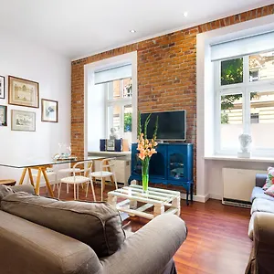 Tyzenhauz Comfort , Cracovia Polonia