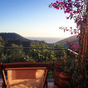 https://la-casa-di-vera.hotelitalianriviera.com